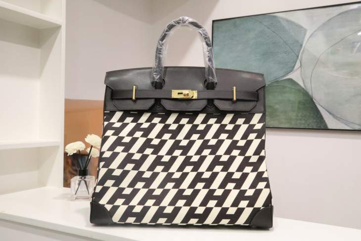 Picture of Hermes Handbags _SKUfw235423629fw